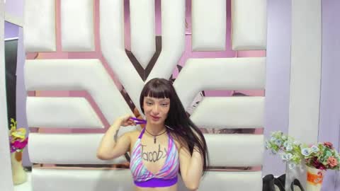 Snapshot of aurora18palmer chatting on December 5, 2024, 6:22 pm aurora online show from December 5, 2024, 6:22 pm