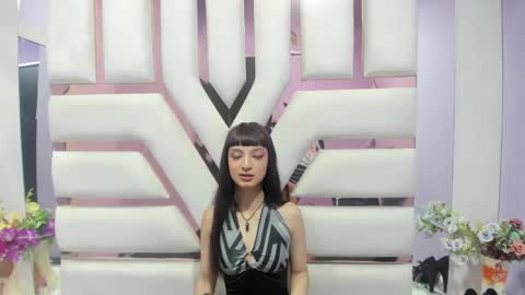 Snapshot of aurora18palmer chatting on December 9, 2024, 5:52 pm aurora online show from December 9, 2024, 5:52 pm