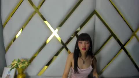 Snapshot of aurora18palmer chatting on December 19, 2024, 6:01 pm aurora online show from December 19, 2024, 6:01 pm