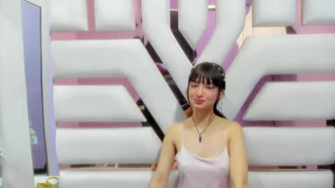 Snapshot of aurora18palmer chatting on January 28, 2025, 12:26 am aurora online show from January 28, 2025, 12:26 am