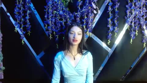 Snapshot of aurora18palmer chatting on September 12, 2025, 5:57 pm aurora online show from September 12, 2025, 5:57 pm