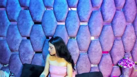 Snapshot of aurora18palmer chatting on October 9, 2025, 9:35 pm aurora online show from October 9, 2025, 9:35 pm