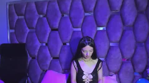 Snapshot of aurora18palmer chatting on November 6, 2025, 3:24 pm aurora online show from November 6, 2025, 3:24 pm