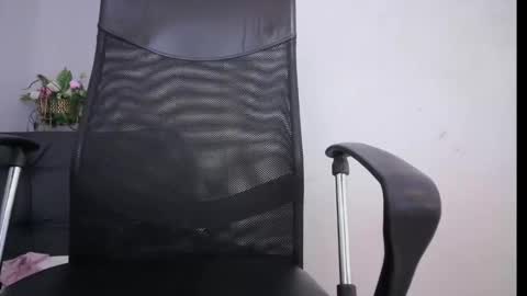 Snapshot of aurora_ath chatting on March 5, 2025, 3:08 am Aurora ath online show from March 5, 2025, 3:08 am