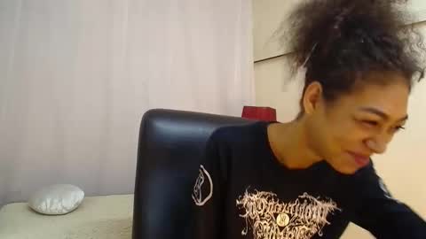 Snapshot of aurora_ath chatting on February 4, 2026, 8:42 am Aurora ath online show from February 4, 2026, 8:42 am