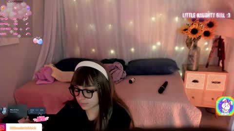 Snapshot of aurora_blaack chatting on September 9, 2025, 4:56 am val online show from September 9, 2025, 4:56 am