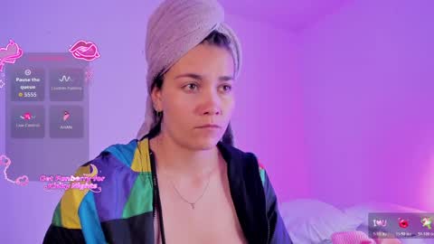 Snapshot of aurora_divine chatting on April 1, 2026, 7:00 pm aurora_divine online show from April 1, 2026, 7:00 pm