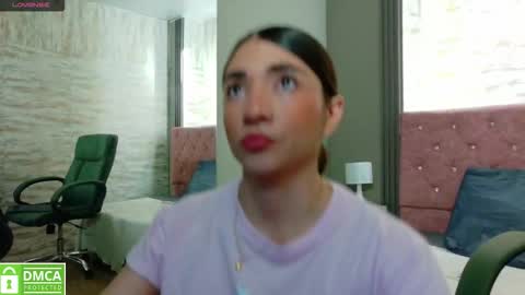Snapshot of aurora_jones1 chatting on September 10, 2025, 3:28 am Aurora online show from September 10, 2025, 3:28 am