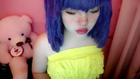 cute online show from May 11, 2026, 12:27 am