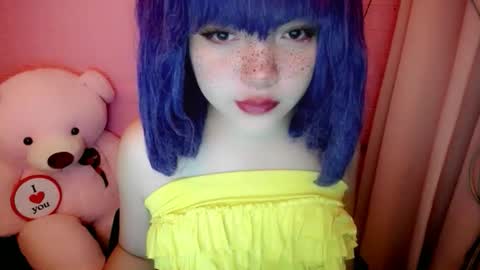 cute online show from May 25, 2026, 1:50 pm
