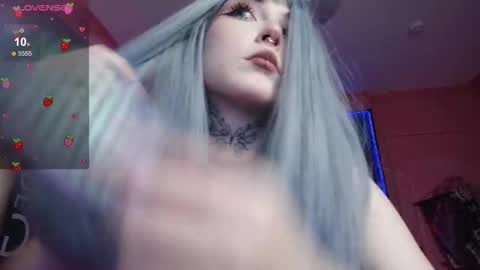 Snapshot of aurora_radiance chatting on September 20, 2025, 8:59 am Serena online show from September 20, 2025, 8:59 am