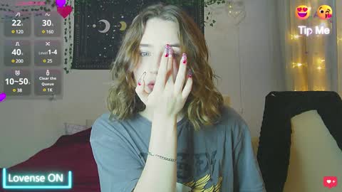 Aurora online show from December 27, 2024, 3:48 pm