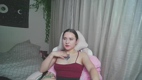 Aurora online show from September 9, 2025, 3:11 pm