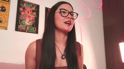 Snapshot of aurorabeck chatting on May 11, 2026, 2:06 am Aurora online show from May 11, 2026, 2:06 am
