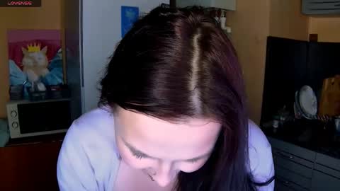 Snapshot of aurorablusssh_ chatting on May 9, 2026, 11:32 pm Aurora Follow me online show from May 9, 2026, 11:32 pm