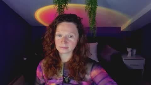 auroraborealis__ online show from September 20, 2025, 6:36 am