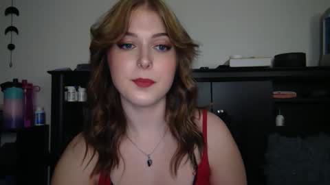 auroralightz1 online show from November 16, 2025, 6:30 am