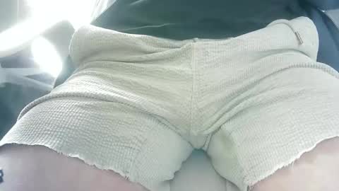 Snapshot of aussie5892 chatting on September 11, 2025, 12:22 am Justin online show from September 11, 2025, 12:22 am