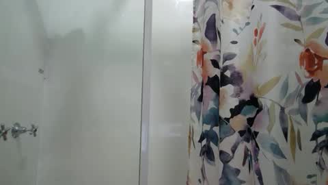 Milf4u online show from December 17, 2024, 11:39 am