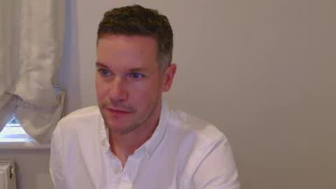 Snapshot of aussiesurfer0000 chatting on February 21, 2025, 3:45 am aussiesurfer0000 online show from February 21, 2025, 3:45 am