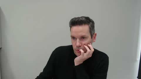 Snapshot of aussiesurfer0000 chatting on December 2, 2025, 6:41 am aussiesurfer0000 online show from December 2, 2025, 6:41 am