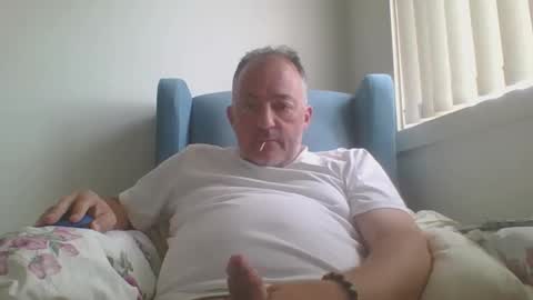 Snapshot of aussiesydguy chatting on October 27, 2025, 2:37 am chatbateaussie online show from October 27, 2025, 2:37 am