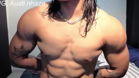 Snapshot of austiin_haze chatting on May 10, 2026, 2:17 am Austin online show from May 10, 2026, 2:17 am