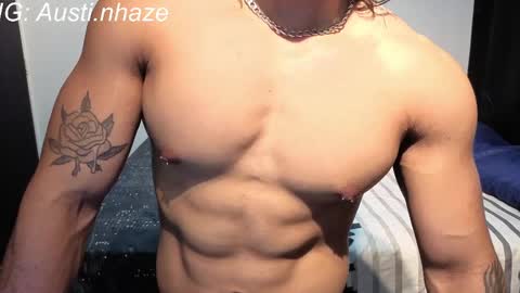 Snapshot of austiin_haze chatting on May 18, 2026, 2:18 am Austin online show from May 18, 2026, 2:18 am