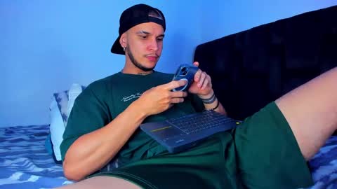 A online show from December 21, 2024, 1:58 am