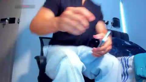 Snapshot of austin_curry chatting on June 10, 2026, 10:08 pm A online show from June 10, 2026, 10:08 pm