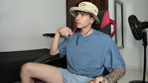 Snapshot of austin_falcon chatting on January 12, 2026, 7:08 pm Austin online show from January 12, 2026, 7:08 pm