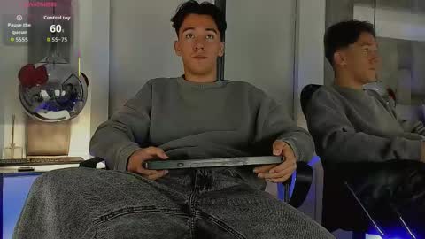 Snapshot of austinreeds chatting on March 19, 2026, 12:20 pm austinreeds online show from March 19, 2026, 12:20 pm