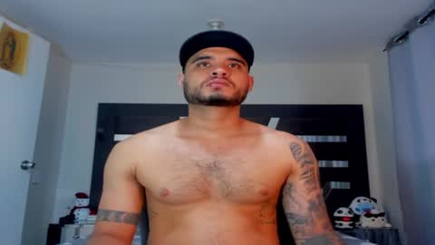 AustinTorres  online show from January 7, 2025, 2:53 am