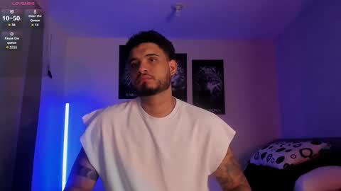 AustinTorres  online show from October 10, 2025, 2:54 am