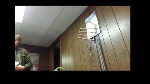 Snapshot of automaticmechanic chatting on December 8, 2024, 5:18 am Senior Agua online show from December 8, 2024, 5:18 am