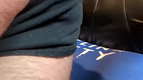 Snapshot of automotivtech chatting on November 29, 2025, 2:03 am Pluke online show from November 29, 2025, 2:03 am