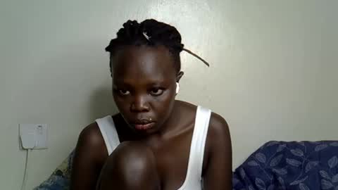 autumnbeagle online show from October 2, 2025, 9:49 am