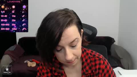 AutumnOpal online show from December 17, 2025, 11:33 pm