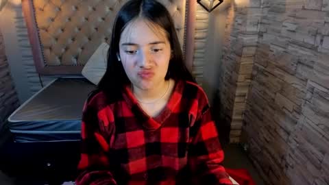              online show from December 3, 2024, 12:13 am