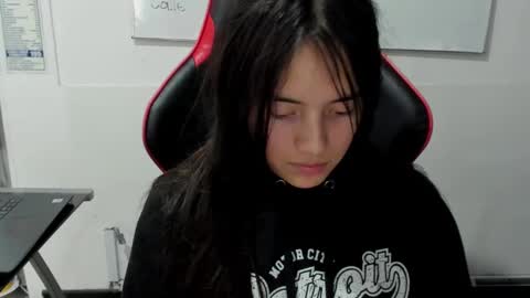              online show from December 21, 2024, 10:17 am