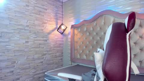              online show from January 9, 2025, 10:52 pm