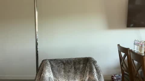 Snapshot of ava_petite_ chatting on June 23, 2026, 6:39 pm Little Ava online show from June 23, 2026, 6:39 pm