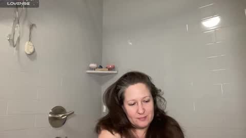 Snapshot of avabradley chatting on January 9, 2025, 5:02 am Ava . Support my channel by using my affiliate link to make your account Thanks online show from January 9, 2025, 5:02 am