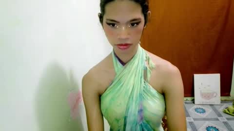 avacadaxcx online show from October 21, 2025, 10:38 am