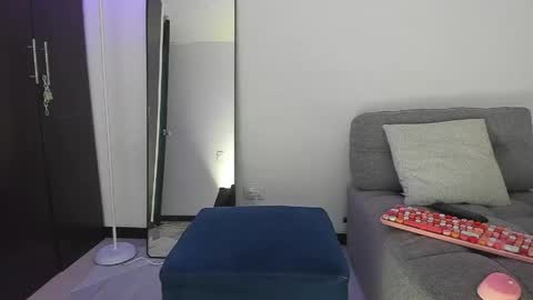 Ava Ferrera Elena online show from April 28, 2026, 4:39 am