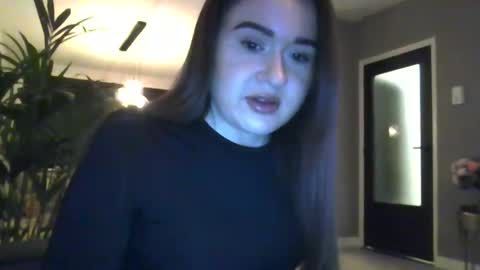 Snapshot of avajadey chatting on February 19, 2025, 7:05 pm avajadey online show from February 19, 2025, 7:05 pm