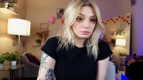 Snapshot of avasun chatting on February 18, 2026, 10:39 pm avasun online show from February 18, 2026, 10:39 pm