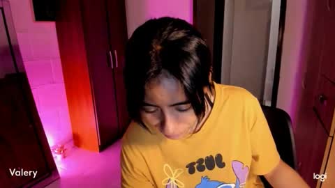 Snapshot of ave_fenix69 chatting on November 15, 2025, 8:38 pm Valery -- online show from November 15, 2025, 8:38 pm