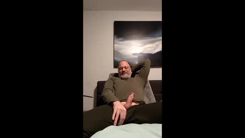Snapshot of averagegreg chatting on April 30, 2026, 2:29 am Greg online show from April 30, 2026, 2:29 am
