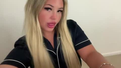 ur gf online show from June 1, 2026, 8:05 am